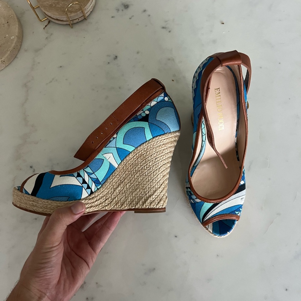 Emilio Pucci Vibrant Blue Patterned Wedges